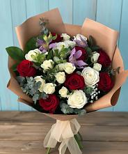 Букет цветов из:  Розы и Альстромерии в Старотитаровской