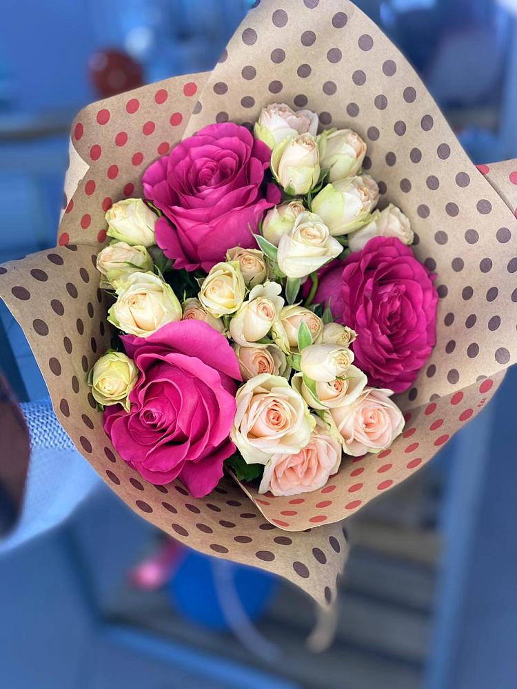 Букет цветов из: Розы в Старотитаровской