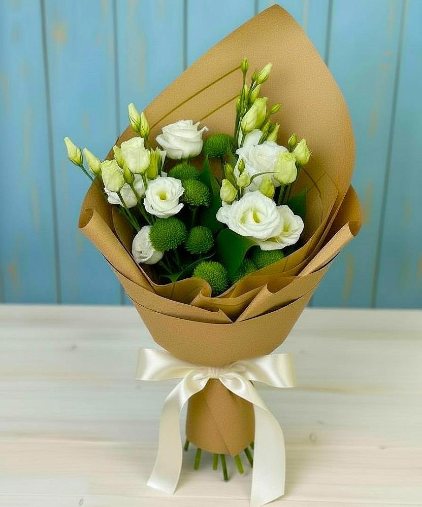 Букет цветов из: Хризантемы и Лизиантусы в Старотитаровской