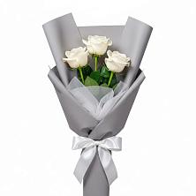 Букет 3 белые розы в Старотитаровской