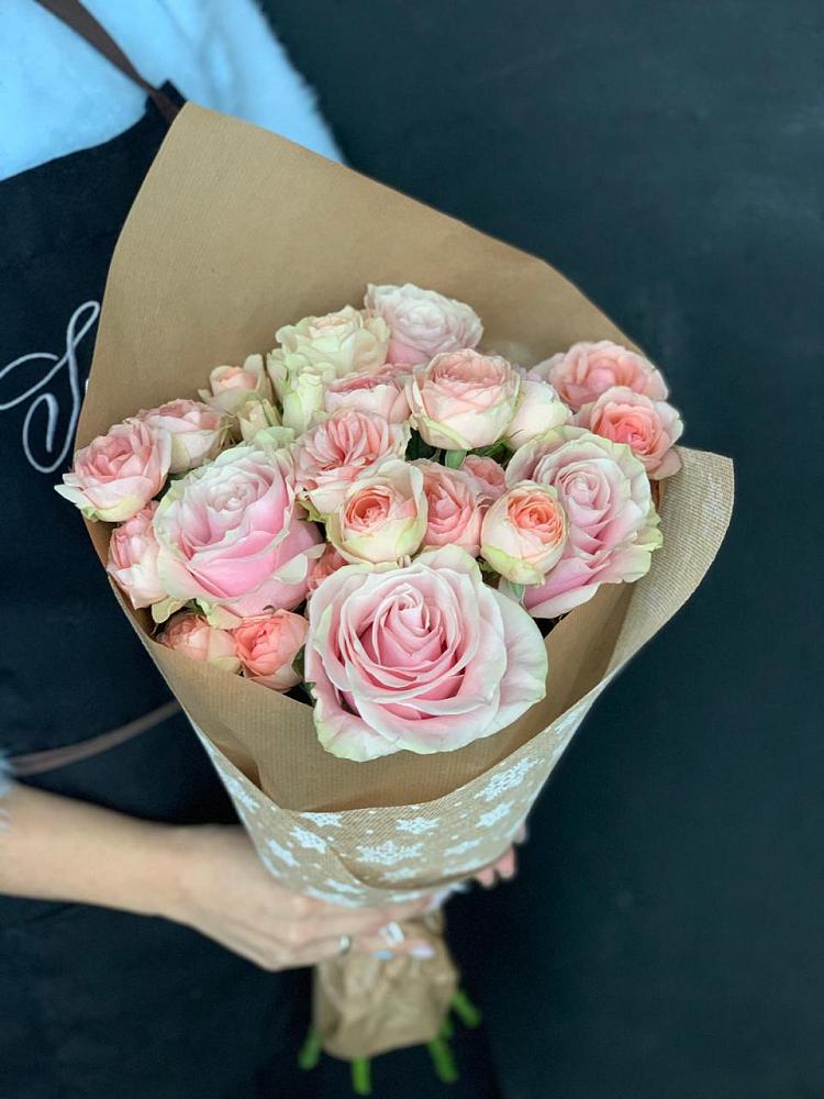 Букет цветов из: Хризантемы и Розы в Старотитаровской