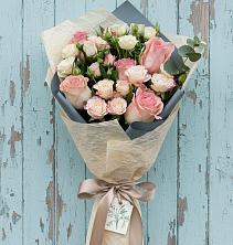 Букет цветов из:  Розы в Старотитаровской