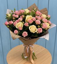 Букет цветов из:  Розы в Старотитаровской