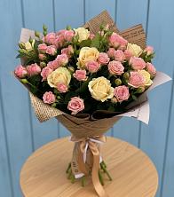Букет цветов из:  Розы в Старотитаровской