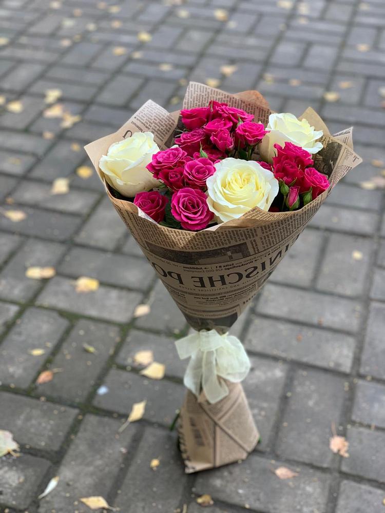 Букет цветов из: Розы в Старотитаровской