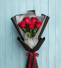 Букет цветов из:  Розы в Старотитаровской