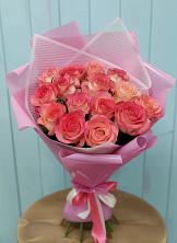 Букет 15 Розовых роз Равель в Старотитаровской