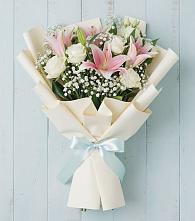 Букет цветов из:  Лилии в Старотитаровской