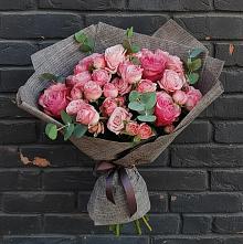 Букет цветов из:  Розы в Старотитаровской